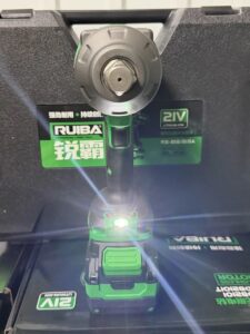 Аккумуляторный ударный грузовой гайковёрт RUIBA RB-818A 21В — изображение 4