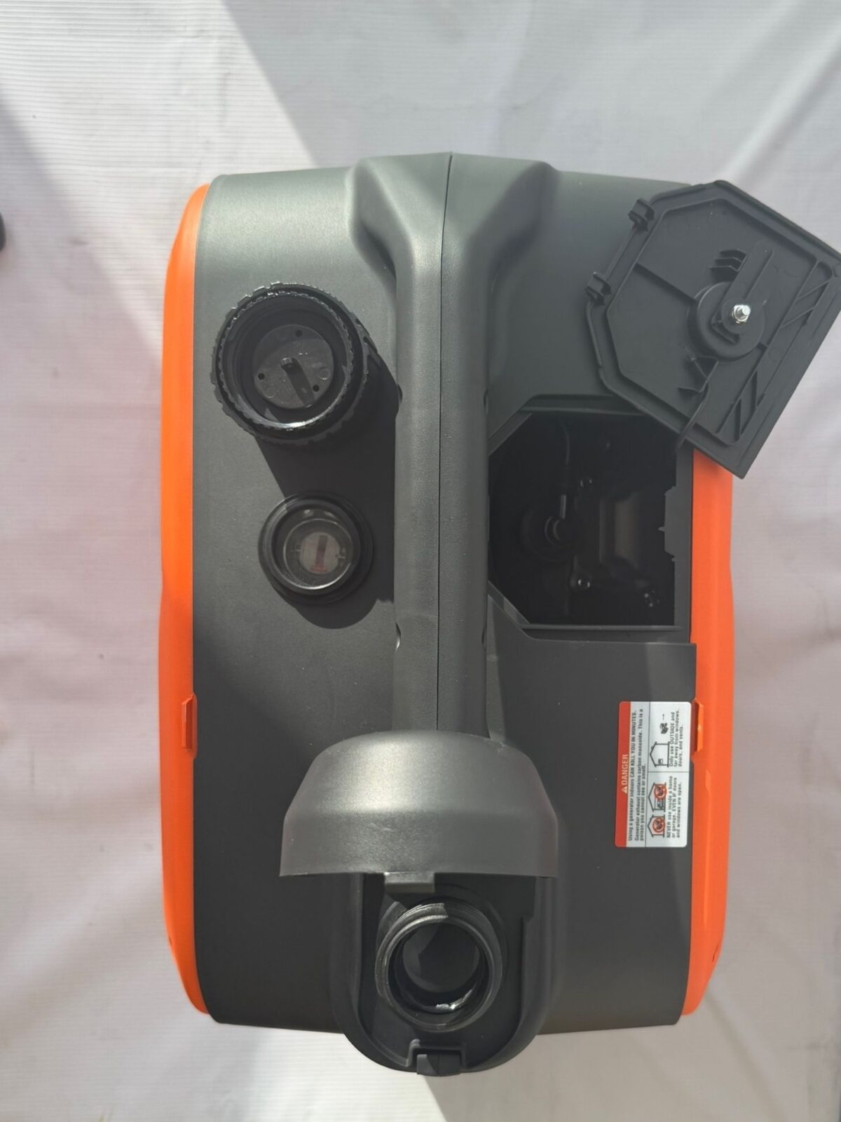 11094601902.jpg Инверторный бензиновый генератор Tenox 1300W 12V — изображение 4